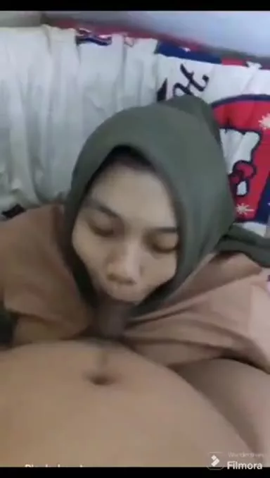 Jilbab Abu-abu Nyepong Enak