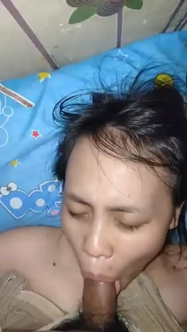 Kuatnya Sepongan Tante